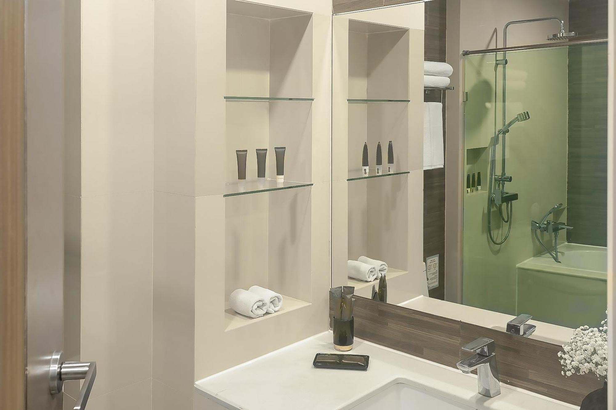 Metropolis Suites Bangkok, Tapestry Collection By Hilton Εξωτερικό φωτογραφία