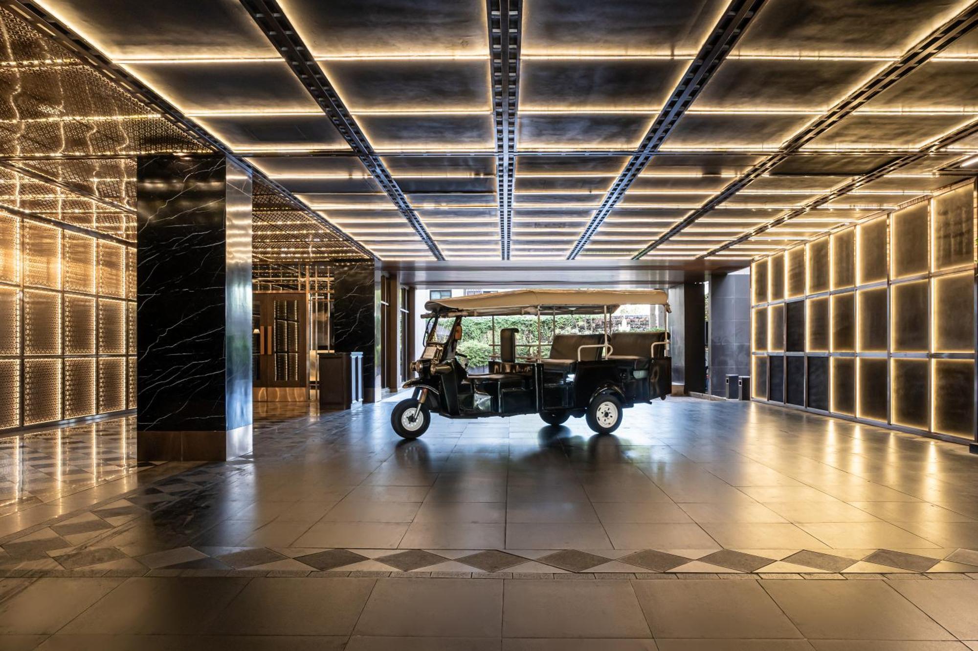 Metropolis Suites Bangkok, Tapestry Collection By Hilton Εξωτερικό φωτογραφία