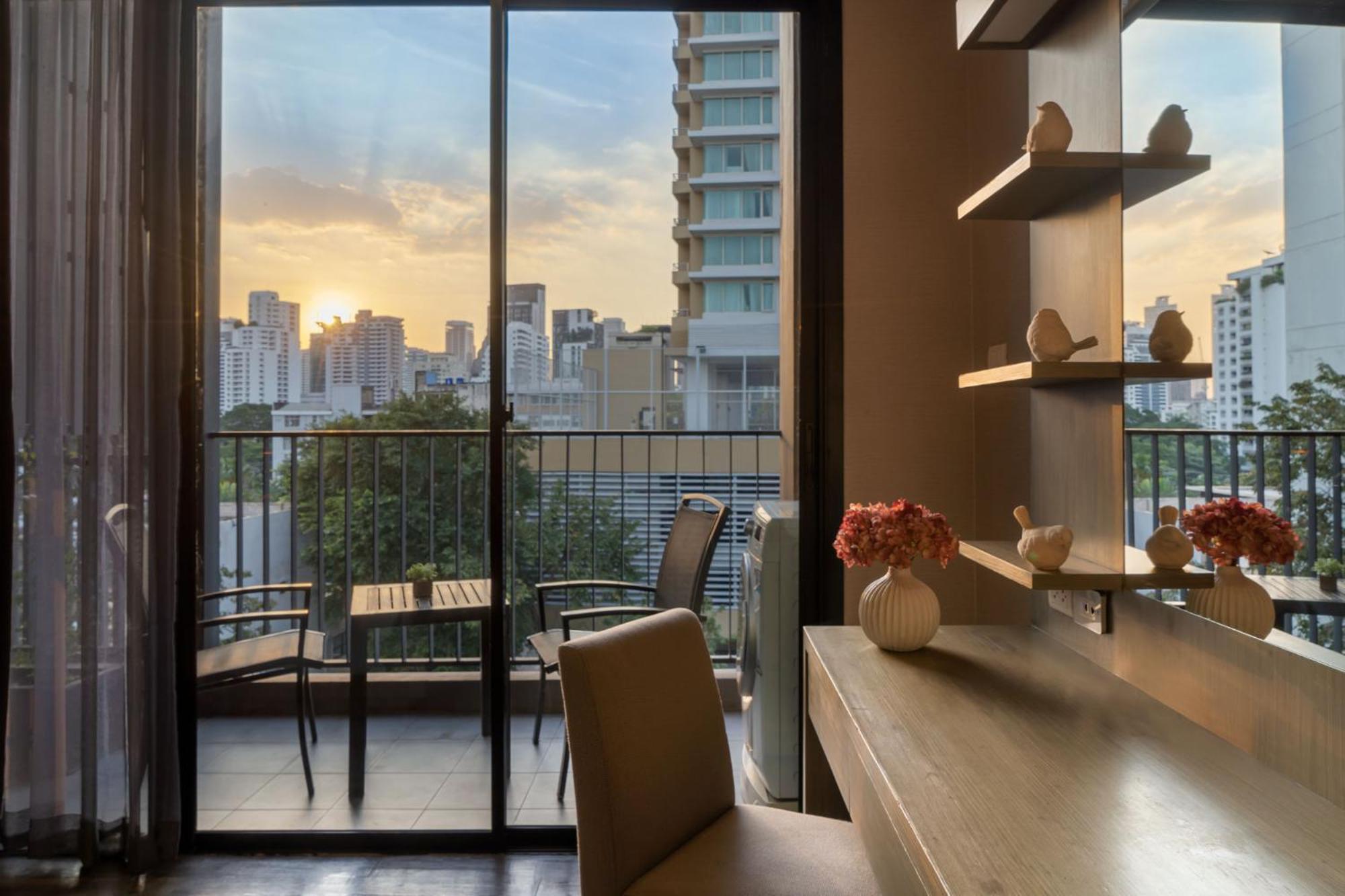 Metropolis Suites Bangkok, Tapestry Collection By Hilton Εξωτερικό φωτογραφία